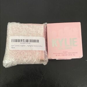 Kylie Cosmetics Kylighter Pressed Illuminating Powder - 050 Cheers Darling
